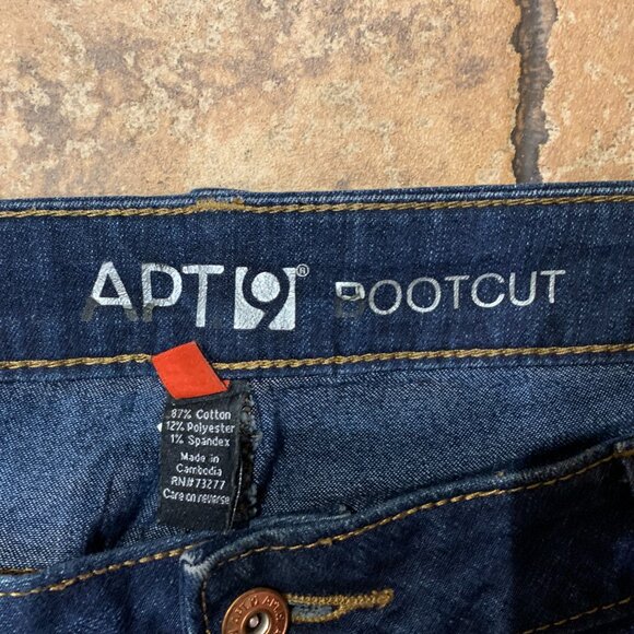 Apt.9 Jeans Size 16P - Picture 2 of 4